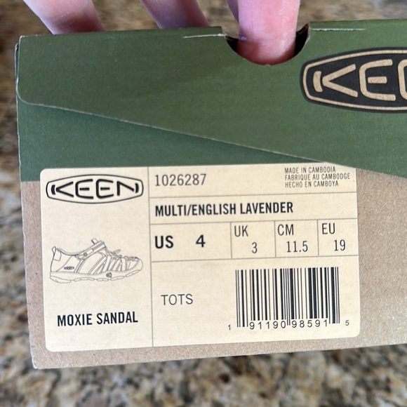 KEEN moxie sandal - size 4 baby girl - lavender with sparkle - EUC - Picture 7 of 8